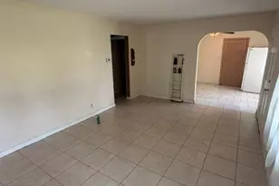 324 New York Dr, Fort Myers, FL 33905 - Photo 10