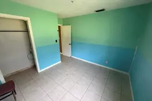 324 New York Dr, Fort Myers, FL 33905 - Photo 14