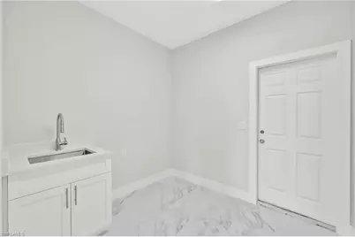 3433 NE 14th Pl, Cape Coral, FL 33909 - Photo 26