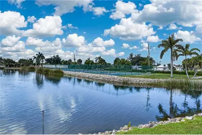 930 High Tide Ln, Fort Myers Beach, FL 33931 - Photo 10
