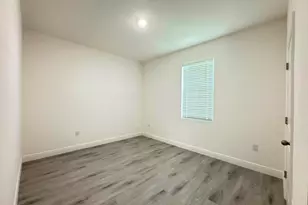 537 Greenbriar Blvd, Lehigh Acres, FL 33972 - Photo 10