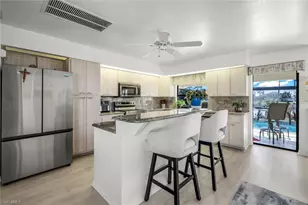 2556 SW 28th Pl, Cape Coral, FL 33914 - Photo 10