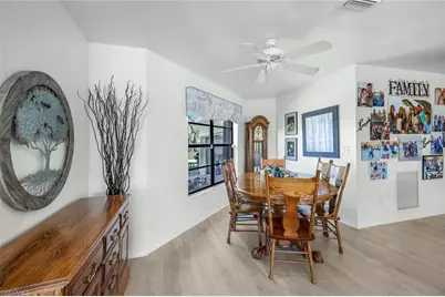 2556 SW 28th Pl, Cape Coral, FL 33914 - Photo 8