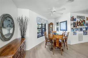 2556 SW 28th Pl, Cape Coral, FL 33914 - Photo 8