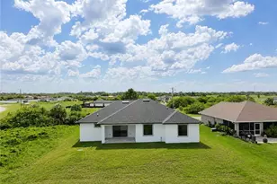 7004 Alpine Ct, Labelle, FL 33935 - Photo 18