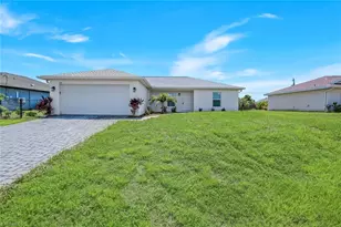 1317 NE 9th Ave, Cape Coral, FL 33909 - Photo 28