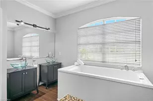 1049 NW 38th Pl, Cape Coral, FL 33993 - Photo 10
