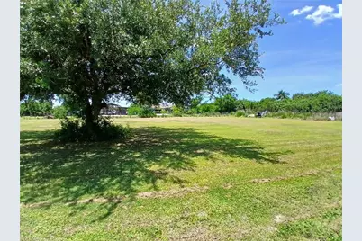 11300 Bridle Ln, Cape Coral, FL 33991 - Photo 4