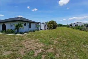 11300 Bridle Ln, Cape Coral, FL 33991 - Photo 2