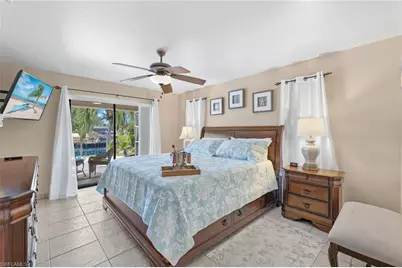 1327 SE 17th St, Cape Coral, FL 33990 - Photo 6