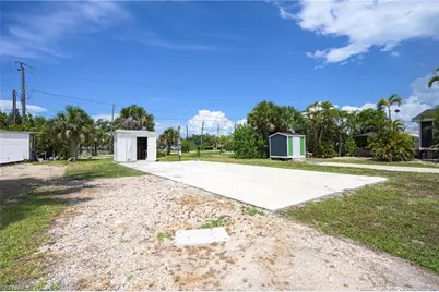 47 Oyster Bay Ln, Fort Myers Beach, FL 33931 - Photo 4