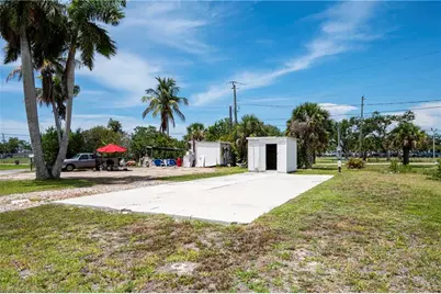 47 Oyster Bay Ln, Fort Myers Beach, FL 33931 - Photo 6