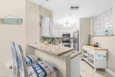 12505 McGregor Blvd #107, Fort Myers, FL 33919 - Photo 8