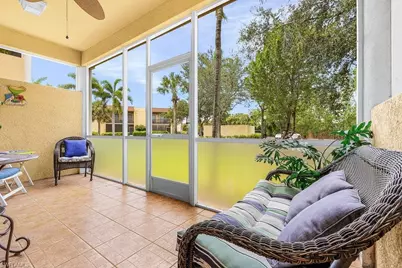 12505 McGregor Blvd #107, Fort Myers, FL 33919 - Photo 4