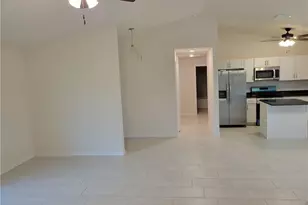 1105 NE 6th Pl, Cape Coral, FL 33909 - Photo 6