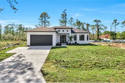 846 Cadis St E, Lehigh Acres, FL 33974 - Photo 1