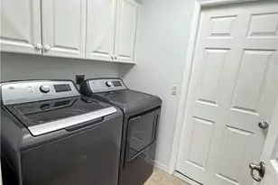 203 NW 24th Terrace, Cape Coral, FL 33993 - Photo 16