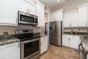 3137 SE 8th Ave, Cape Coral, FL 33904 - Photo 8