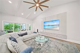 248 4th Ave S, Naples, FL 34102 - Photo 4