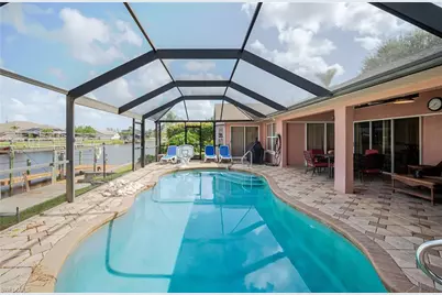 105 SW 39th Pl, Cape Coral, FL 33991 - Photo 2