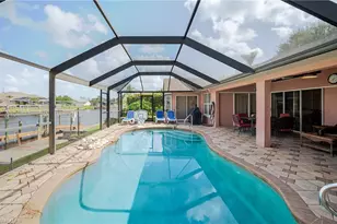 105 SW 39th Pl, Cape Coral, FL 33991 - Photo 2
