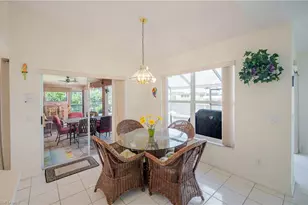 105 SW 39th Pl, Cape Coral, FL 33991 - Photo 12