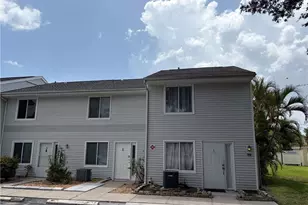 13160 Kings Point Dr, Fort Myers, FL 33919 - Photo 1