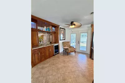 1122 El Dorado Pkwy E, Cape Coral, FL 33904 - Photo 4
