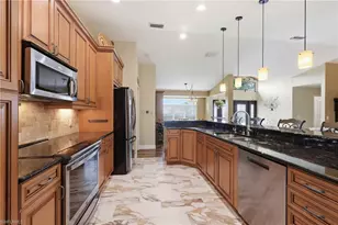 6037 Birnam Wood Ln, Fort Myers, FL 33908 - Photo 14