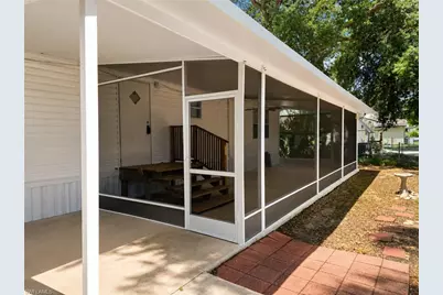 2501 Gail Helen Ct, North Fort Myers, FL 33917 - Photo 4