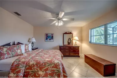 715 SE 33rd Ter, Cape Coral, FL 33904 - Photo 28