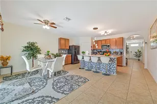 216 SW 29th St, Cape Coral, FL 33914 - Photo 8