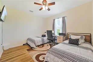 216 SW 29th St, Cape Coral, FL 33914 - Photo 20