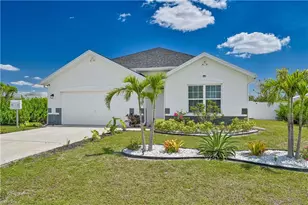 216 SW 29th St, Cape Coral, FL 33914 - Photo 2