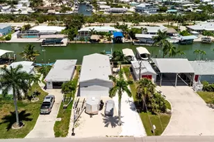 2452 York Rd, Saint James City, FL 33956 - Photo 10
