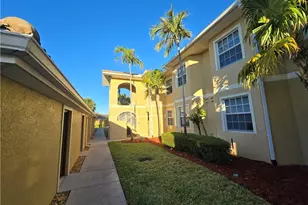 1101 Winding Pines Circle, Cape Coral, FL 33909 - Photo 4