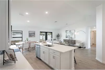 1132 SW 39th Ter, Cape Coral, FL 33914 - Photo 4