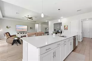 17040 Serengeti Cir, Alva, FL 33920 - Photo 10