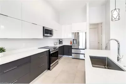 104 NE 6th St, Cape Coral, FL 33909 - Photo 20