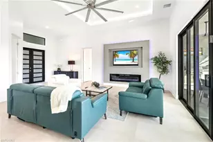 104 NE 6th St, Cape Coral, FL 33909 - Photo 12