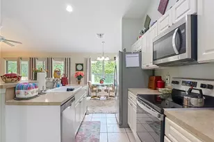 2610 53rd St W, Lehigh Acres, FL 33971 - Photo 8