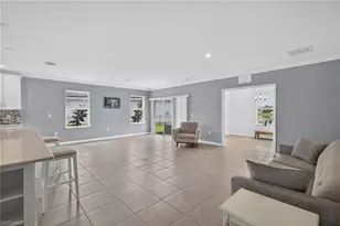 8959 Cascade Price Cir, North Fort Myers, FL 33917 - Photo 6