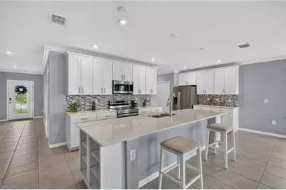8959 Cascade Price Cir, North Fort Myers, FL 33917 - Photo 10