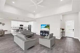 1049 Solar Ct, Labelle, FL 33935 - Photo 4