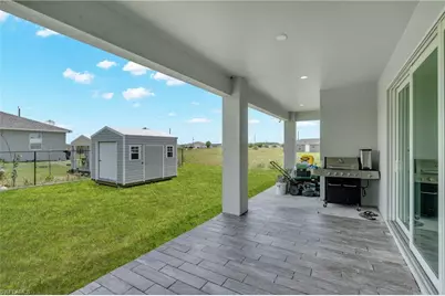 1049 Solar Ct, Labelle, FL 33935 - Photo 20