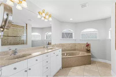 2214 SE 10th Ln, Cape Coral, FL 33990 - Photo 14