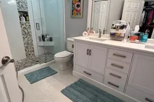 15151 Royal Windsor Ln, Fort Myers, FL 33919 - Photo 14