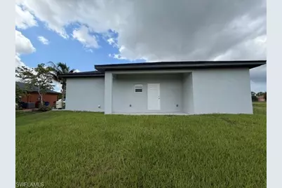 3018 29th St SW, Lehigh Acres, FL 33976 - Photo 8
