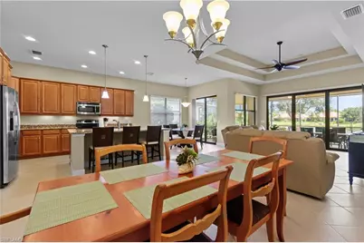 9292 Isla Bella Cir, Bonita Springs, FL 34135 - Photo 12