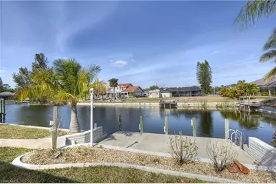 409 SW 7th St, Cape Coral, FL 33991 - Photo 14